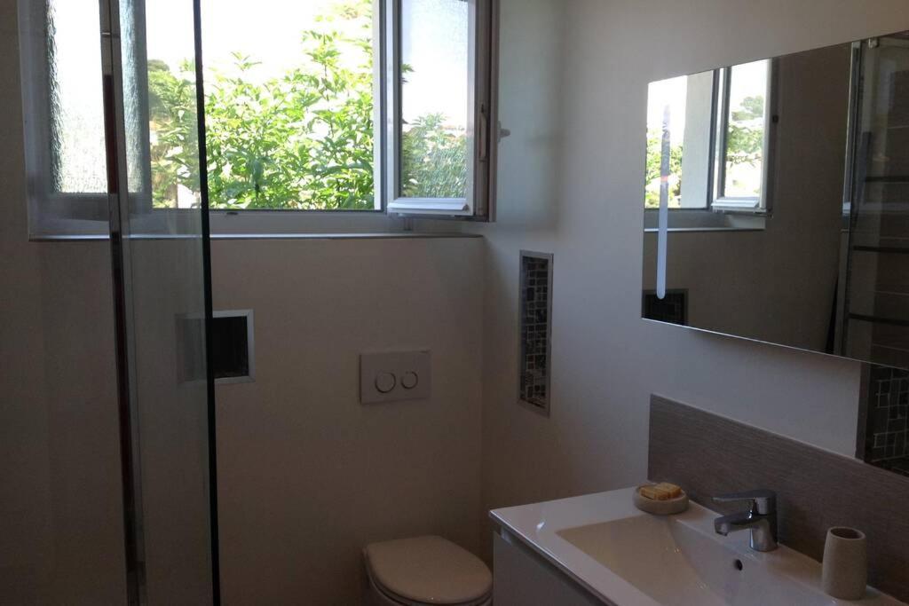 Suite Sur La Mer Marseille Corniche Exterior photo